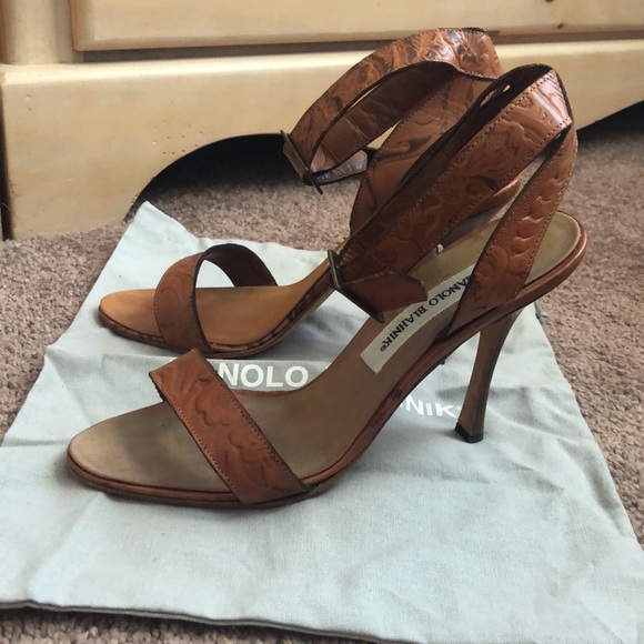 Manolo Blahnik Leather Strappy Sandal 105 Stiletto Heels with Ankle Strap - Picture 5 of 14